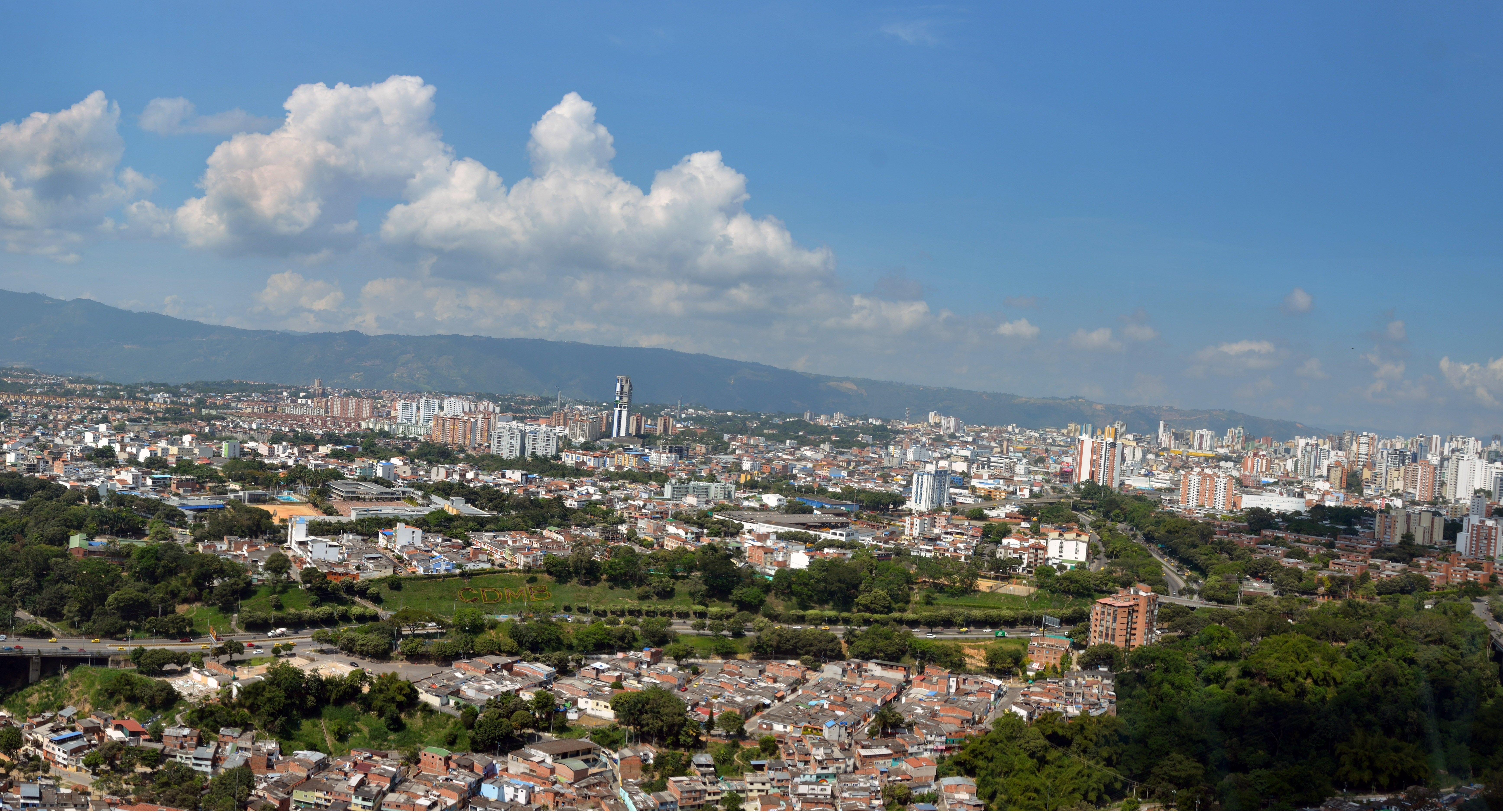 Holiday Inn Bucaramanga Cacique By Ihg מראה חיצוני תמונה View of Montería
