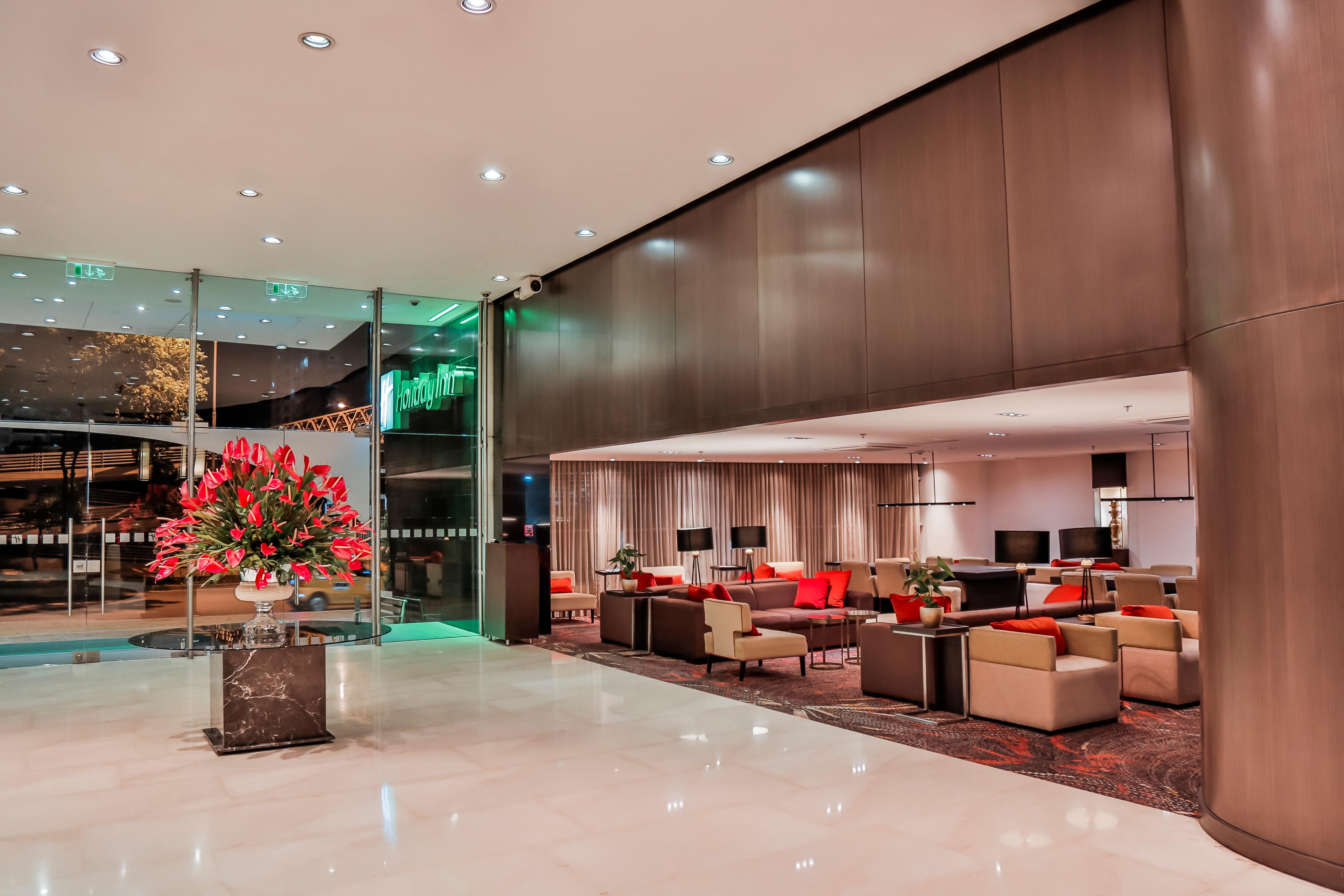 Holiday Inn Bucaramanga Cacique By Ihg מראה חיצוני תמונה The lobby of the hotel
