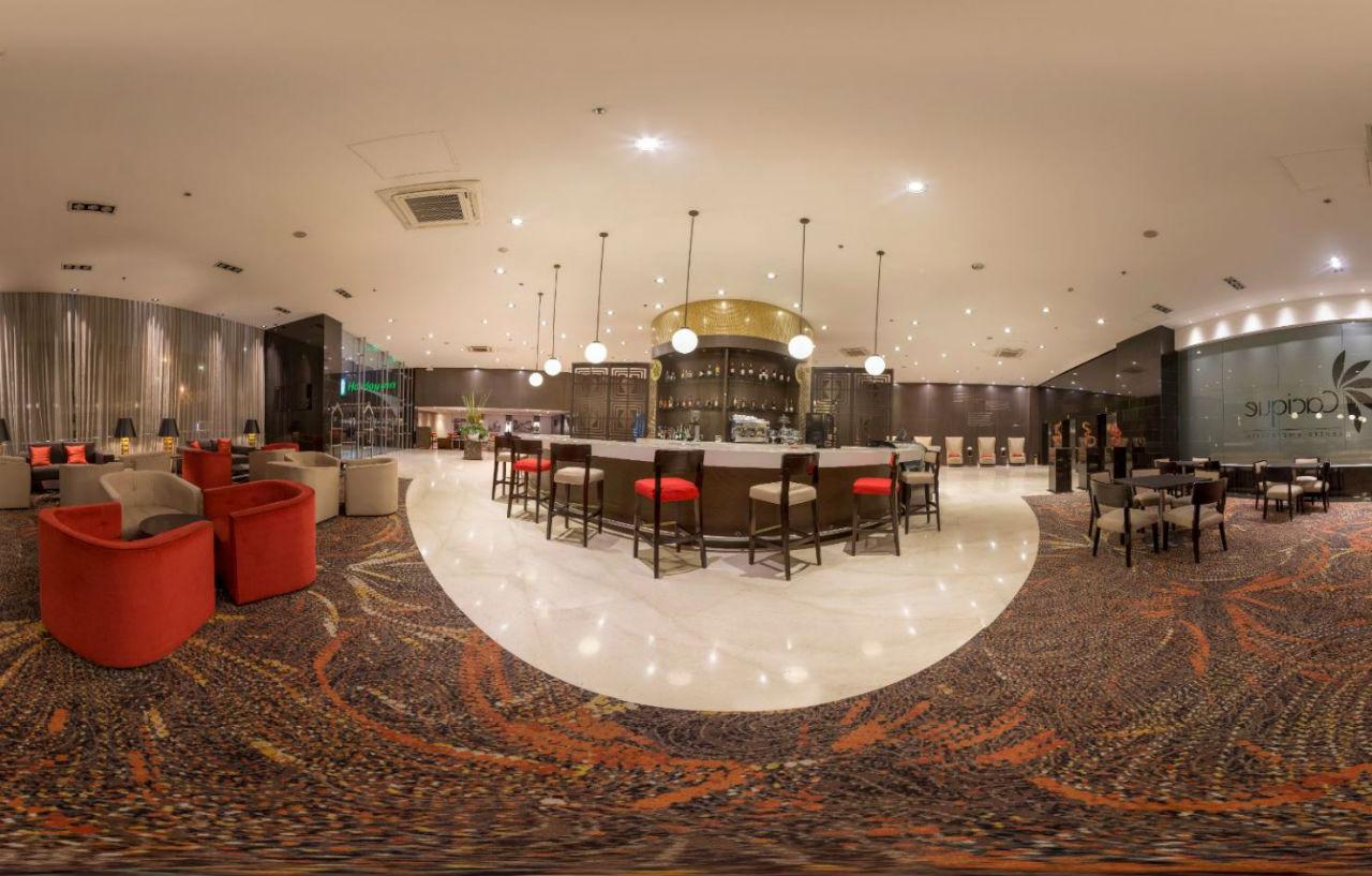 Holiday Inn Bucaramanga Cacique By Ihg מראה חיצוני תמונה The lounge at the airport